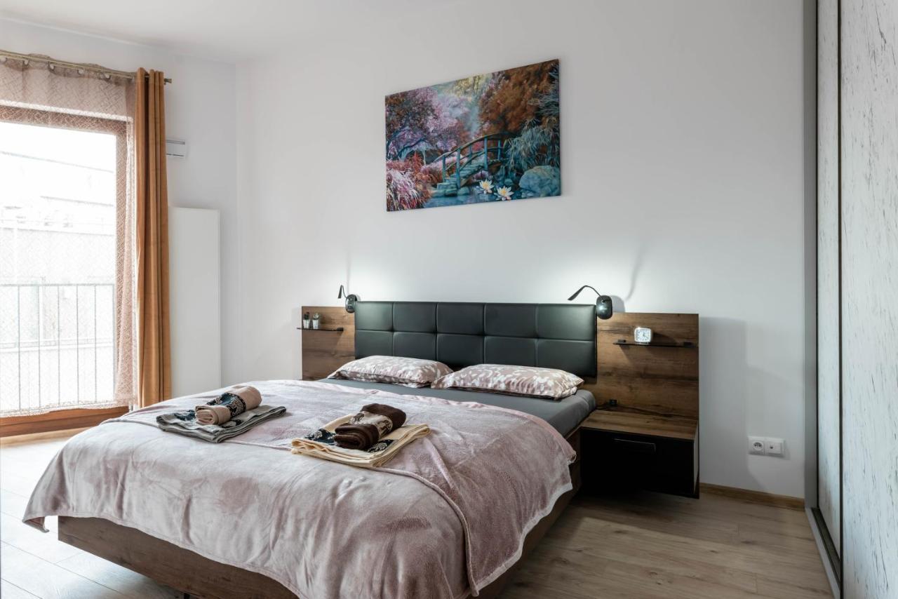 Apartwro - Apartament Przy Wyspie Slodowej, Garaz, Projektor, Rowery Appartamento Breslavia Esterno foto